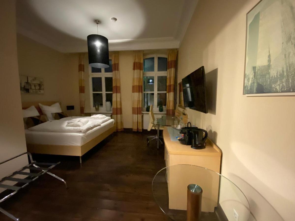 Lili Living Hotel Ratingen Exteriör bild